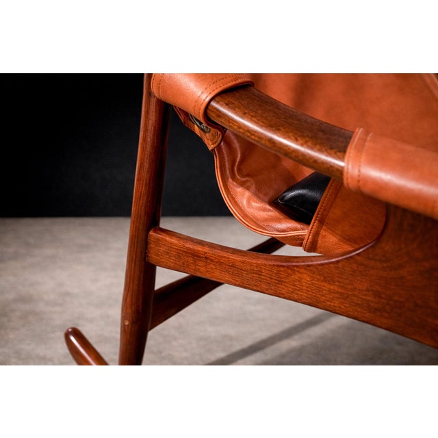 Mid-Century Modern Rocking Chair in Rosewood & Leather, Liceu De Artes, 1960s For Sale - Image 3 of 15