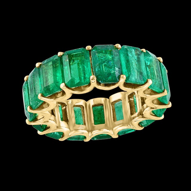 Natural 12 Ct High Quality Zambian Emerald Cut Emerald Eternity Band/ Ring 14 KG For Sale - Image 17 of 18