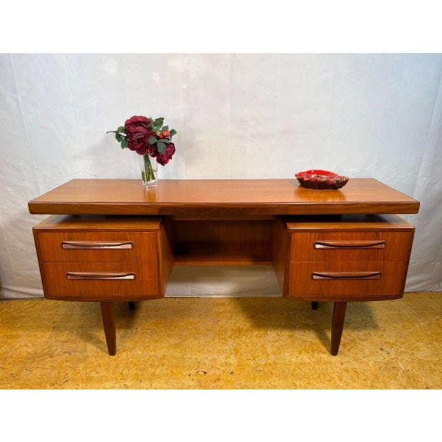 Mid-century retro vintage teak desk / dressing table by g plan – fresco range 1960. designed by victor wilkins • afromosia...