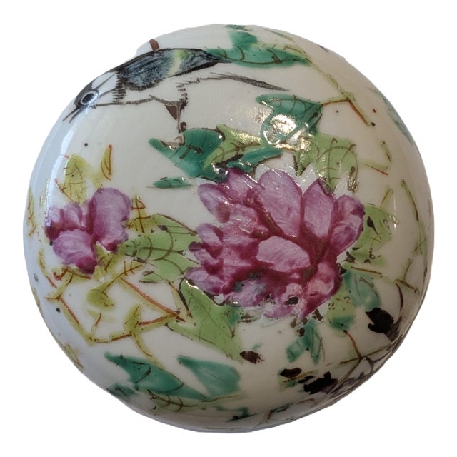 Antique Chinese Qianjiang Cai Porcelain Ink Box Peony and Bulbul Motif For Sale