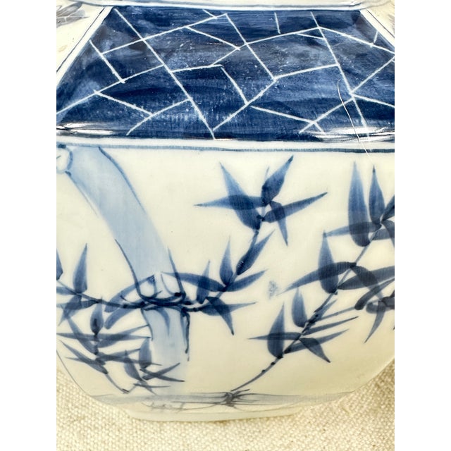 White Vintage Blue & White Ginger Jar For Sale - Image 8 of 8