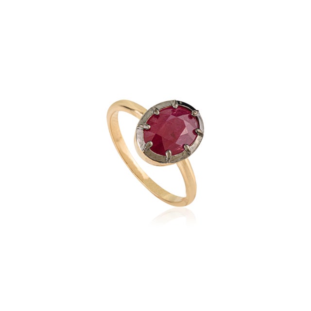Traditional Solitaire Set 2.09 Ct Ruby Rhodium Engagement Ring in 18k Yellow Gold Size 5 For Sale - Image 3 of 16