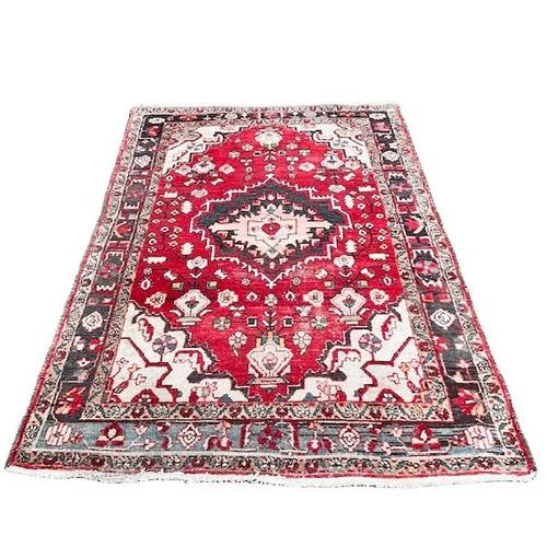 Red Vintage Hand-Knotted Middle Eastern Rug, 1970s For Sale - Image 8 of 8