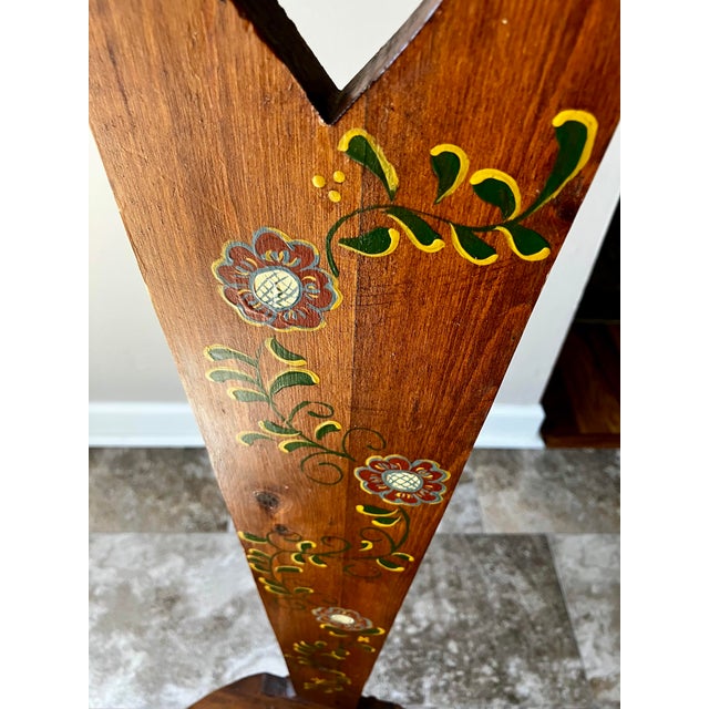 1970s Vintage European Folk Art Hand-Painted Pine Stabelle Chair With Heart Cutout For Sale - Image 5 of 18