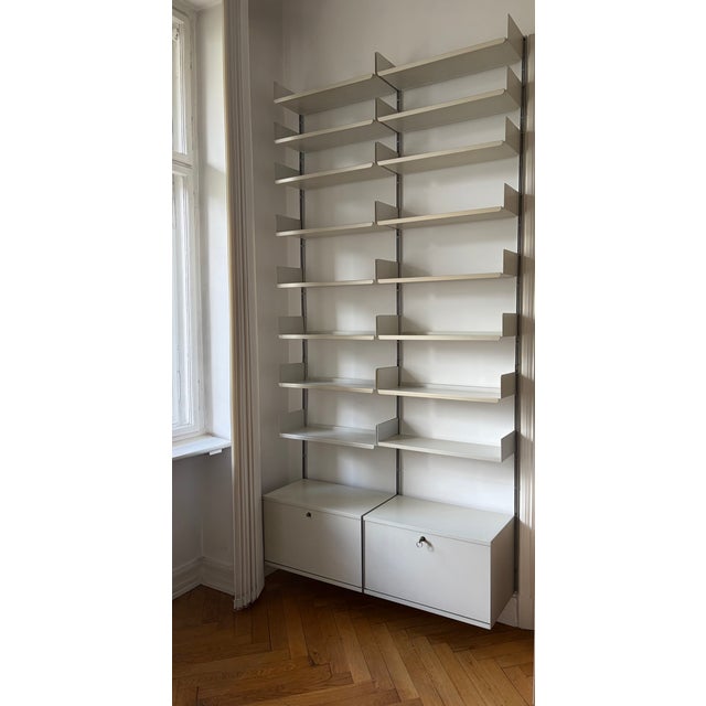 Bookshelf with 16 Shelves by Dieter Rams for Vitsoe, Germany, 1960s For Sale - Image 13 of 13