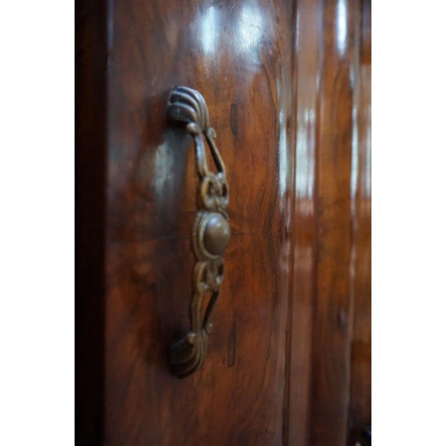 Italian Baroque Rococo Walnut Burl Nightstand, 1850s For Sale - Image 13 of 17