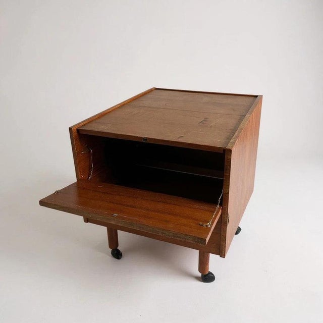 Wood Mid-Century Drinks Cabinet with Storage and Teak Finish For Sale - Image 7 of 7