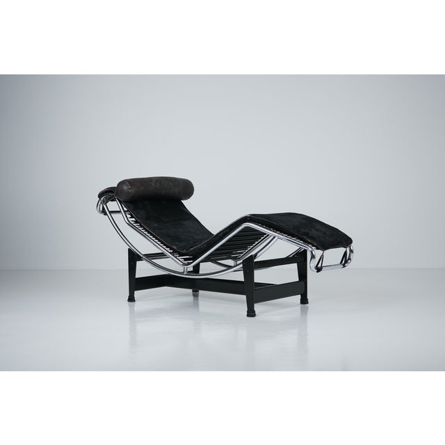 Black LC4 Chaise Lounge by Le Corbusier and Pierre Jeanneret for Cassina, 1970s For Sale - Image 8 of 18