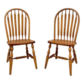 Amish Made Rockford Style Oak Windsor Dining Side Chairs - Pair For Sale