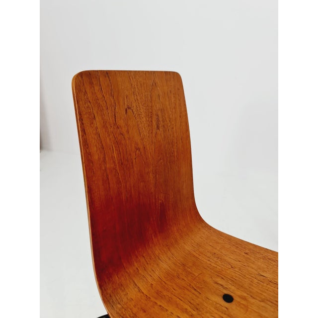 Mid-Century Modern Teak Chair by Friso Kramer for Auping, 1963 For Sale - Image 6 of 11