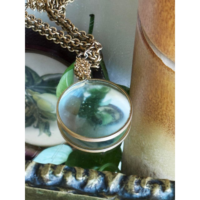 Vintage Accessocraft n.y.c. Gold Tone Lorgnette Magnifier Pendant Necklace For Sale In New York - Image 6 of 14