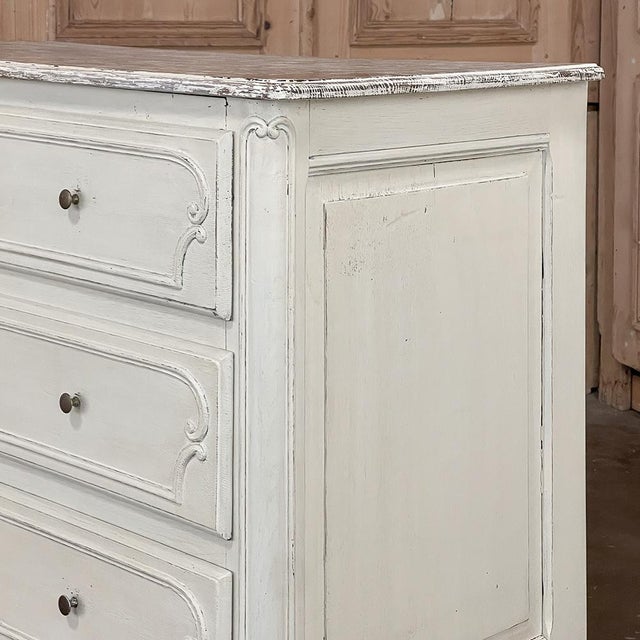 Antique Country French Painted Three-Drawer Commode ~ Chest of Drawers For Sale - Image 14 of 18