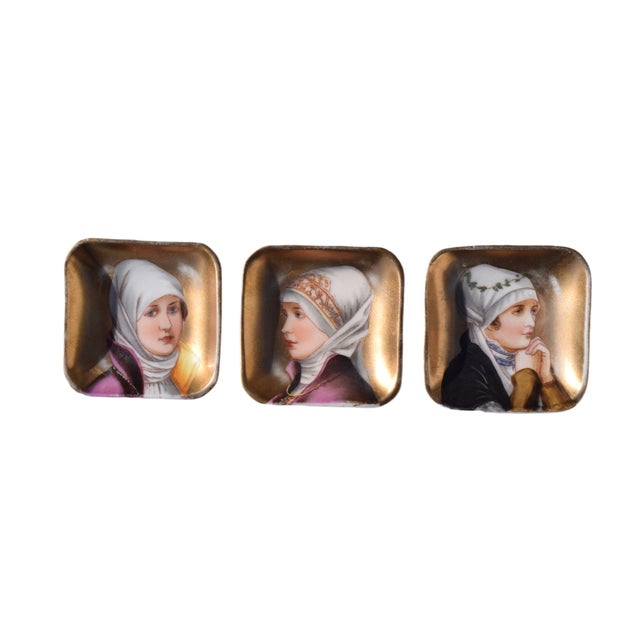 Late 20th Century Set of Three Portrait Miniature Porcelain Dishes For Sale - Image 4 of 6