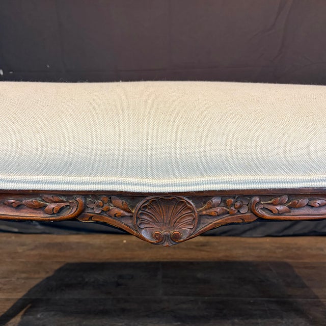Antique French Louis XV Carved Walnut Bench With New Linen Upholstery For Sale - Image 4 of 10
