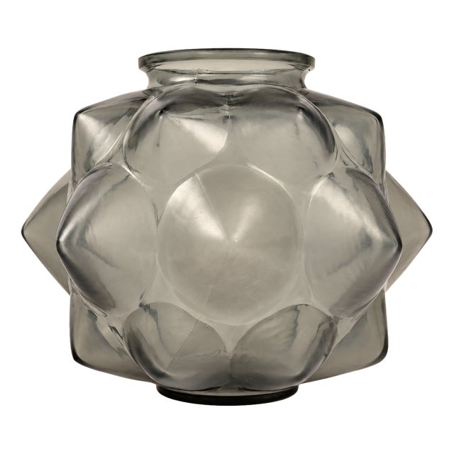 Champagne Vase by René Lalique for Lalique, 1927 For Sale