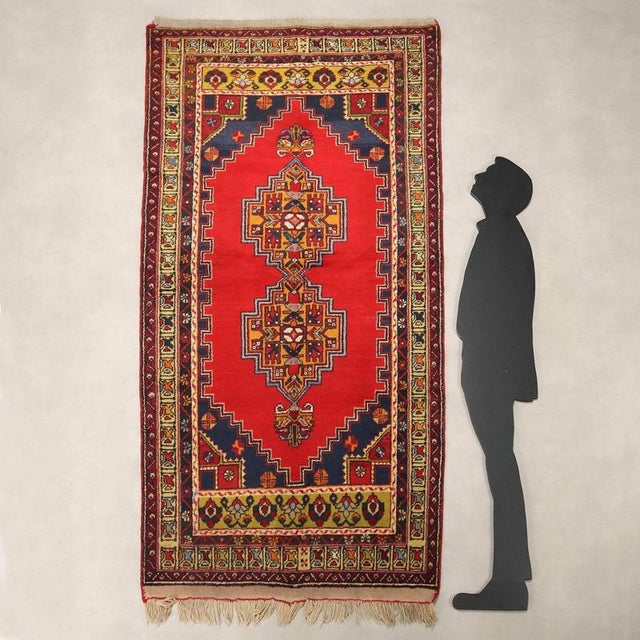 Jorun rug in wool, large knot and hand-made. This piece is attributed to the mentioned designer/maker. It has no...