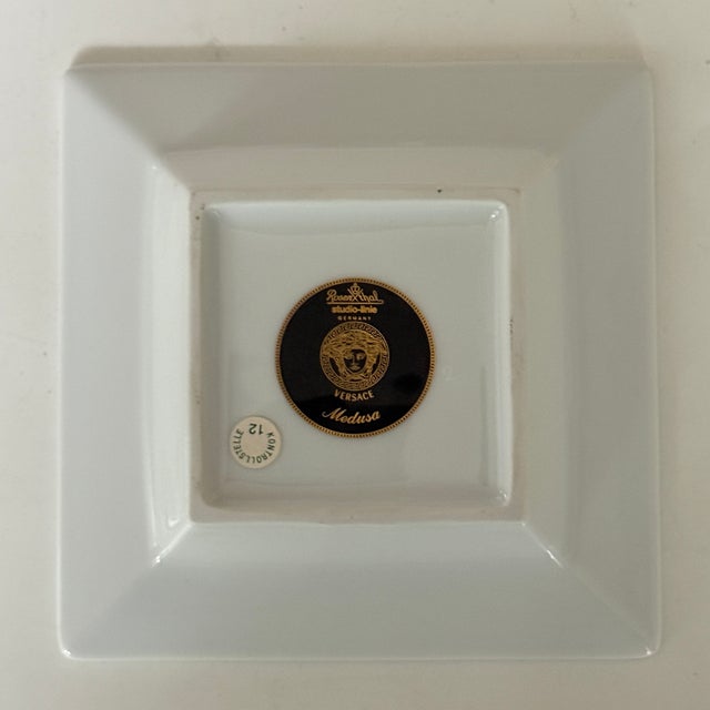 Rosenthal Medusa Square Bowl by Versace for Rosenthal, 1993 For Sale - Image 4 of 7