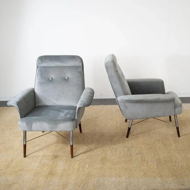 Set of Italian Armchairs in Grey Velvet, 1960s, in Restored conditions. Designed 1960 to 1969