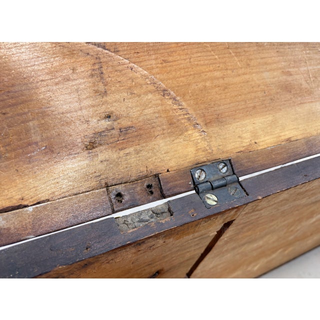 Shaker Style Antique Wooden Pine Blanket Chest, C. 1800's For Sale - Image 15 of 15