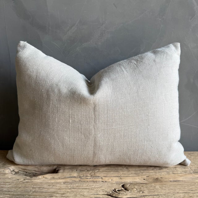 15" x 22" Color: Snow A natural linen with a light gray,blue hue. Easy, relaxed, and made for everyday comfort, our 100%...