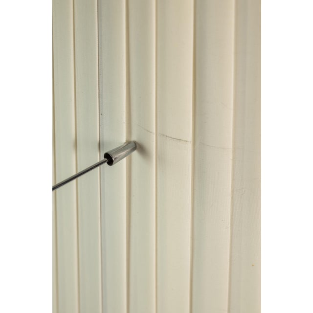 Mid-Century Modern Elongated Teardrop Table Lamp in Walnut & Porcelain, Usa, C. 1960's For Sale - Image 15 of 17