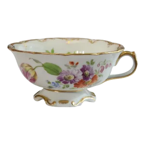 Late 19th Century Karl Richard Klemm Dresden Porclain Footed Cup