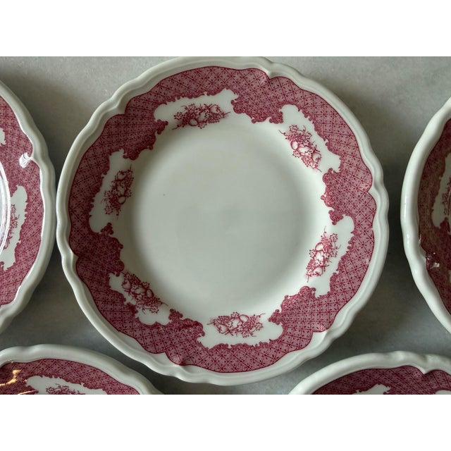 Mid-Century Modern Vintage Mid-Century Modern Shenango Red Lattice & Fruit Pattern Small Plates - Set of 5 For Sale - Image 3 of 10