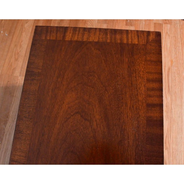 1960s English Chippendale Style Mahogany Nightstands Bed Side Tables by Baker For Sale - Image 17 of 18