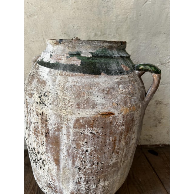 Large Mediterranean Terracotta Olive Jar with Original Green Glaze, 1890s For Sale - Image 4 of 12