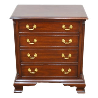 Late 20th Century Henkel Harris Mahogany Nightstand For Sale