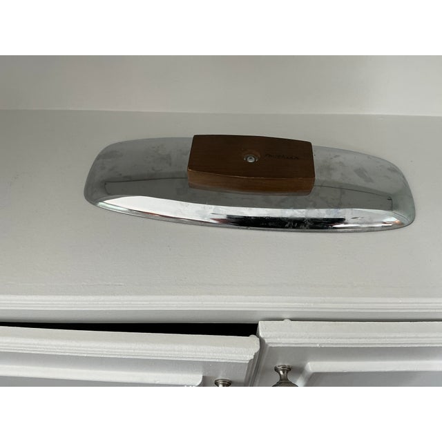 Metal Tray With Embedded Champagne Capsules, Sealed Under a Clear Glossy Layer of Protective Resin For Sale - Image 7 of 9
