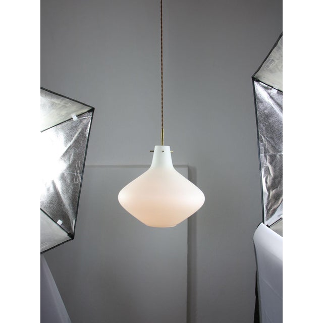 Mid-Century Modern Mid-Century Italian Brass and Opaline Glass Pendant Lamp For Sale - Image 3 of 15
