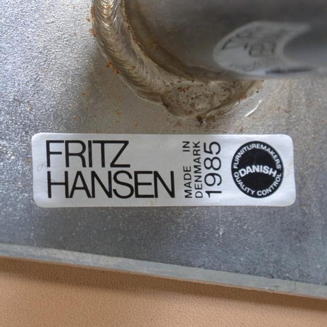 Oxford Chair in Leather by Arne Jacobsen, 1985 For Sale - Image 14 of 15