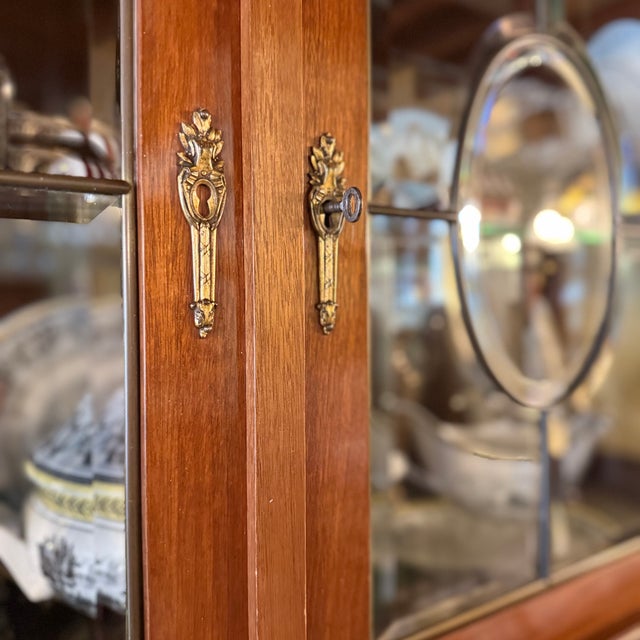 Louis XVI Antique Commode Ormolu Carrara Marble Display Cabinet Vitrine Buffet For Sale - Image 17 of 18