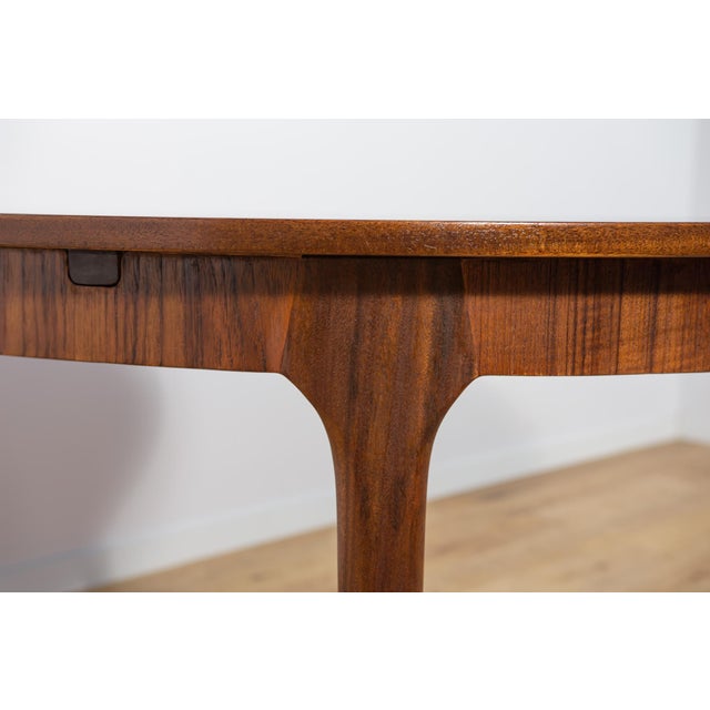 Mid-Century Round Rosewood Extendable Dining Table from McIntosh, United Kingdom, 1960s For Sale - Image 16 of 17