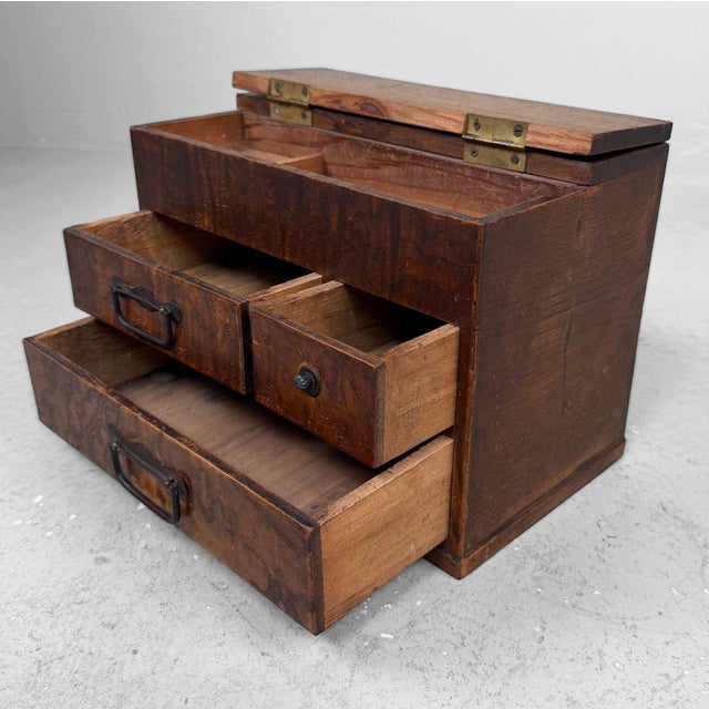 Mid-Century Modern Japanese Shōwa Hari Bako Sewing Box, 1950s For Sale - Image 3 of 11
