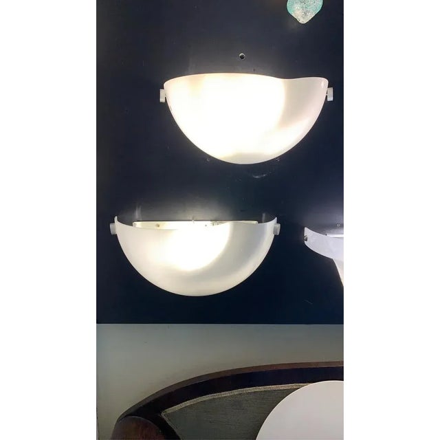 White Mezzamarubia Wall Lamps from Vistosi, 1970, Set of 2 For Sale - Image 8 of 11