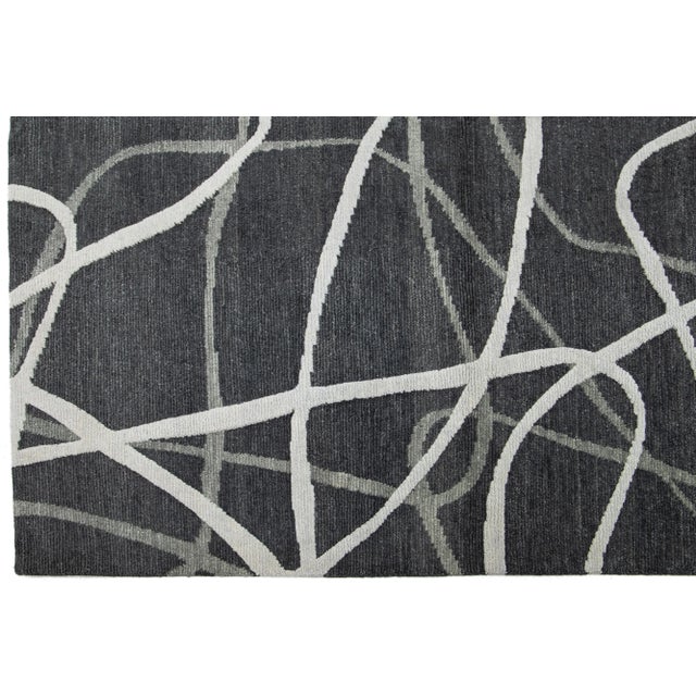 2020s Handmade Abstract Contemporary Wool Rug in Dark Gray For Sale - Image 5 of 11