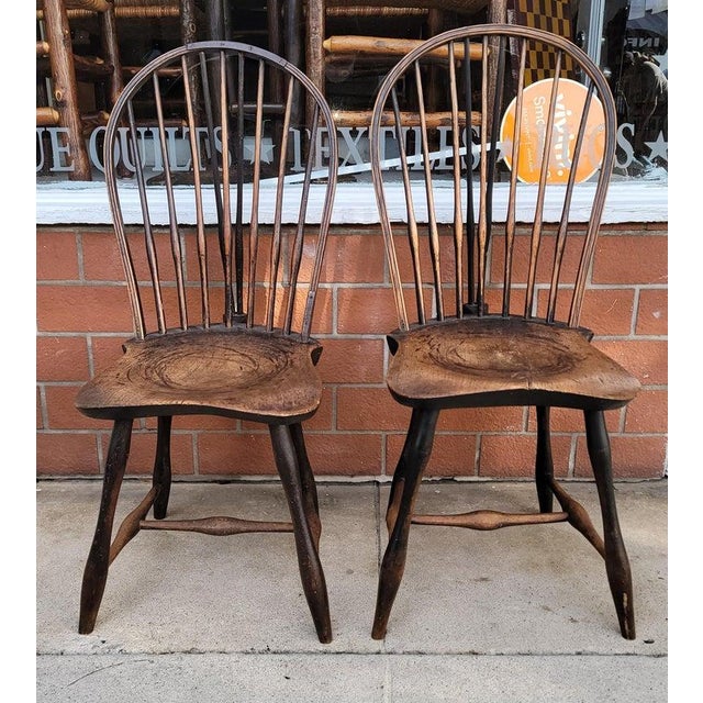 18Th Century Balloon Back Windsor Chairs From New England - Set of 4 For Sale - Image 4 of 7