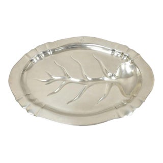 Mid 20th Century Reed & Barton Chesterfield Silver Plated Meat Cutlery Serving Platter Tray For Sale