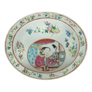18th Century Chinese Qing Dynasty Famille Rose Bowl