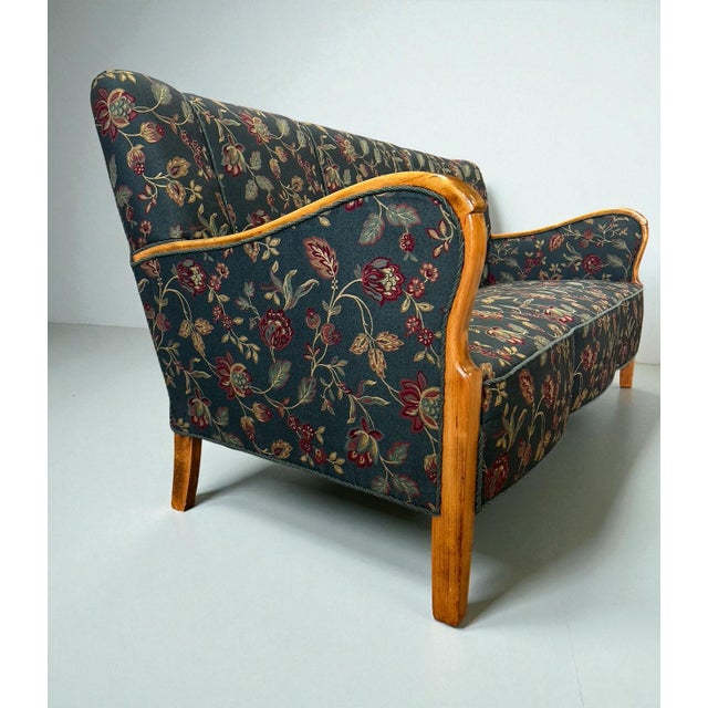 Mid-Century Modern Vintage Danish Three-Seater Sofa in Beech and Original Fabric, 1960s For Sale - Image 3 of 9