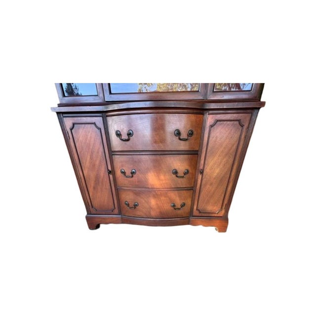 Vintage 1950 Petite Mahogany Breakfront China Hutch For Sale In Sacramento - Image 6 of 14