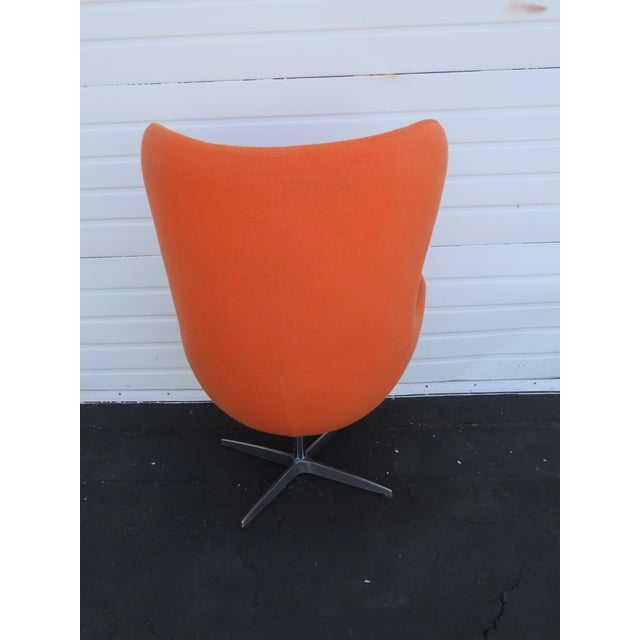 Mid Century Modern Swivel Rocking Orange Egg Chair Fritz Hansen Style 6608 For Sale - Image 13 of 18