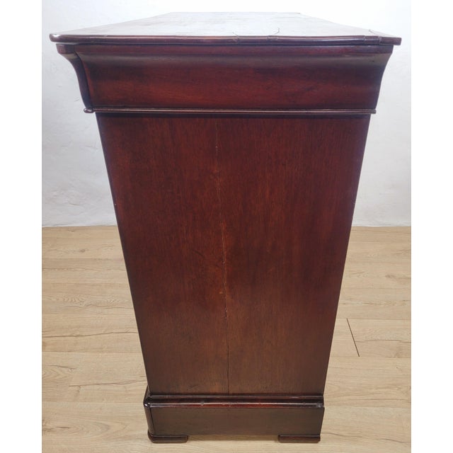 Victorian English Chest of Drawers in Mahogany, 1890 For Sale - Image 14 of 18