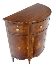 Example of Berkey and Gay Accent Tables