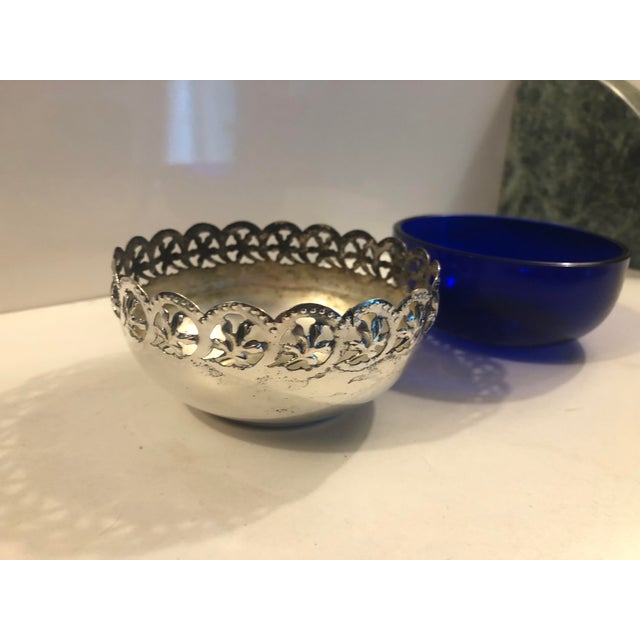 1940s English Silver Serving Bowl With Cobalt Glass Insert For Sale - Image 4 of 8