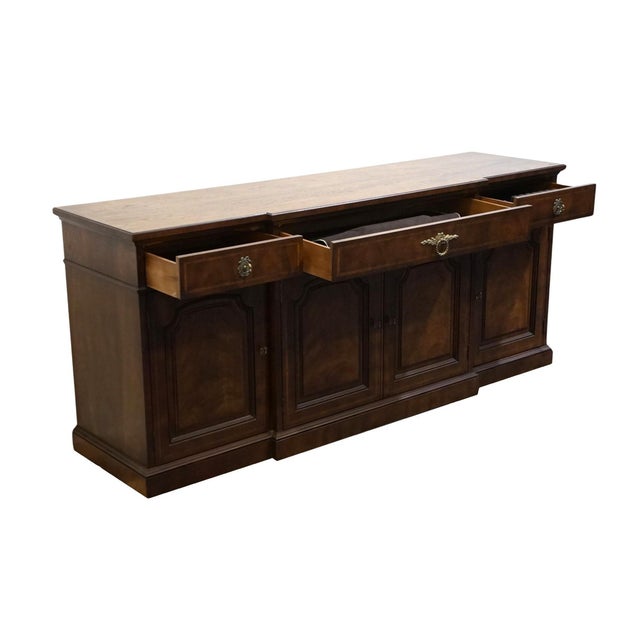 Wood Late 20th Century Henredon Furniture Solid Walnut Traditional Style 70" Breakfront Buffet Credenza 7320-21 - Bordeaux Finish For Sale - Image 7 of 15