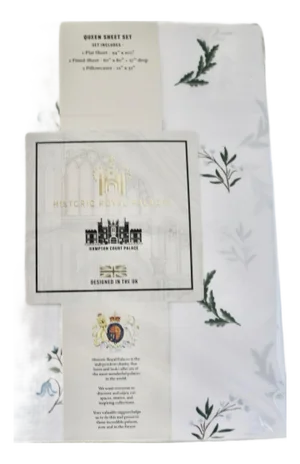 Historic Royal Palaces Hampton Court Palace Blue Victoria Sprig Queen Sheet Set