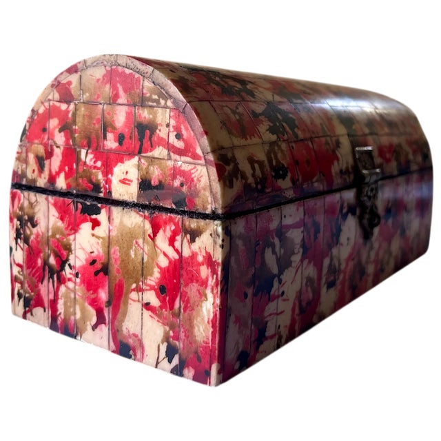 Mid 20th Century Italian Tessellated White Bone Box With Red, Brown and Black Splatter Paint Finish and Brass Hardware For Sale In Jacksonville, FL - Image 6 of 9